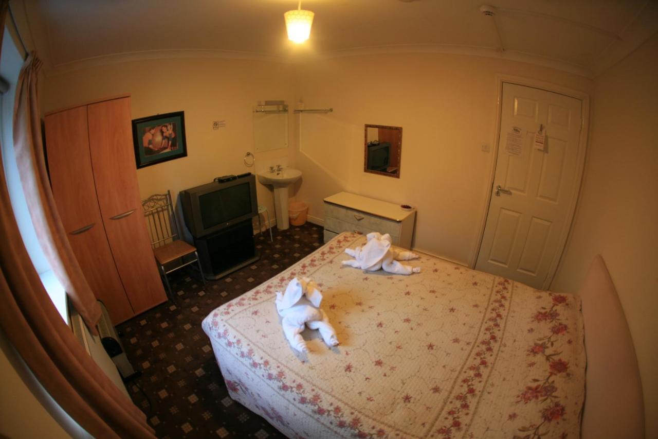 The Handforth Lodge エクステリア 写真