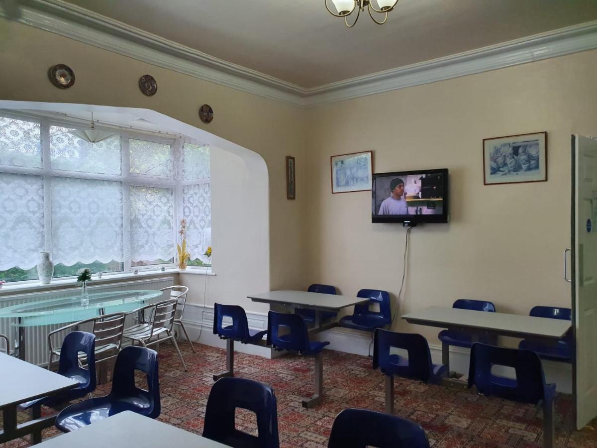 The Handforth Lodge エクステリア 写真