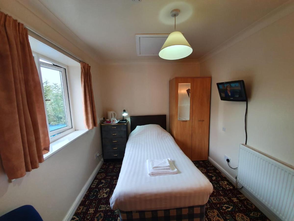The Handforth Lodge エクステリア 写真